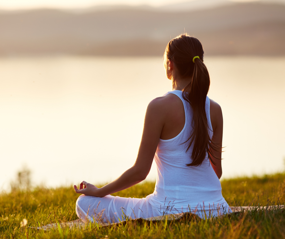 When Should You Do Yoga: In the Morning or Evening?