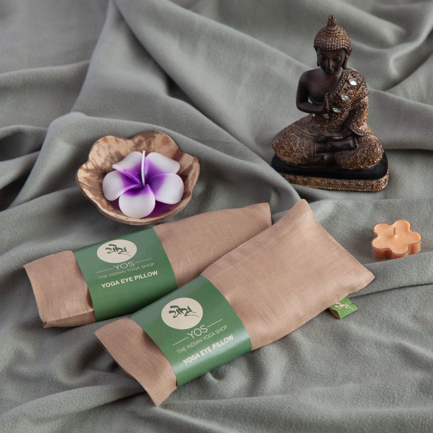 eye pillow for yoga nidra, shavasana, reduces stress and anxiety. Eye pillow made of flax seeds